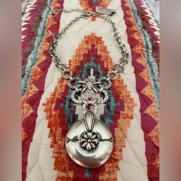 Short Artisan Circlet Pendant Necklace - Picture 2 of 2